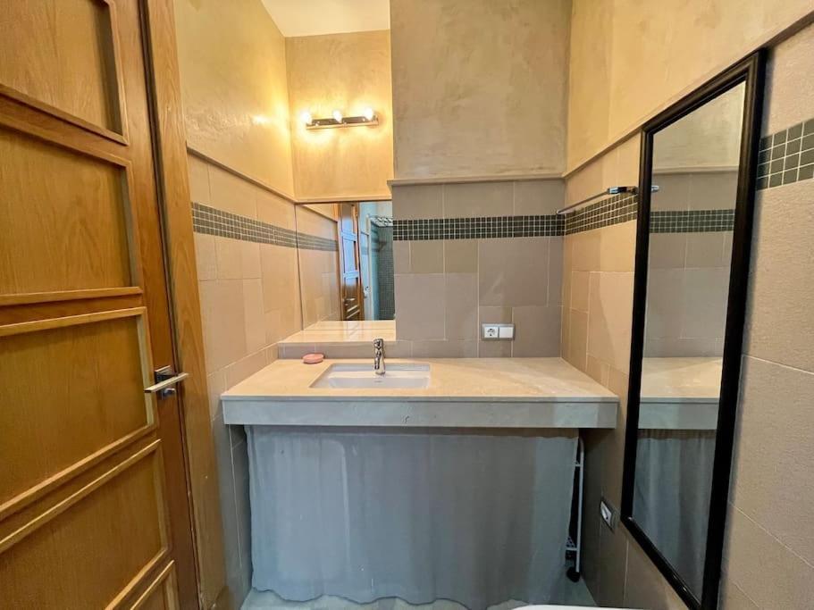 סביליה Apartamento Sierpes-Azofaifo מראה חיצוני תמונה